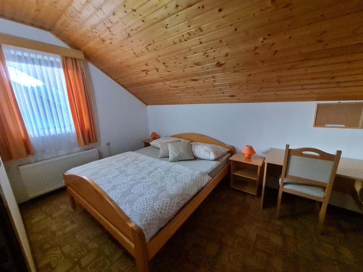 Apartment Charlie Seliste Dreznicko Exteriér fotografie